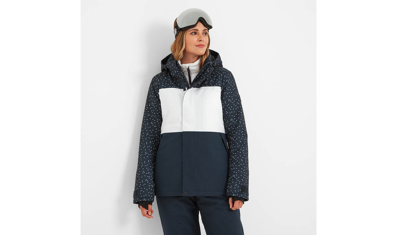Best Women s Ski Jackets 2023 2024 Snow Magazine